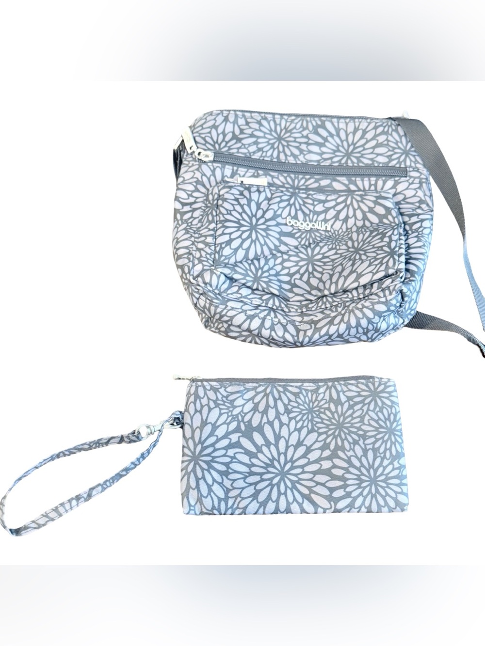 Baggallini Gray and White Floral Crossbody Bag - Picture 10 of 16
